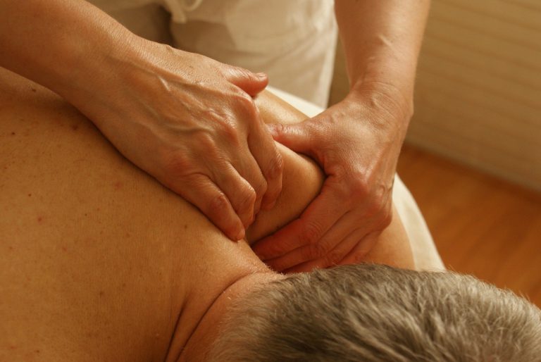 Massage Schulter